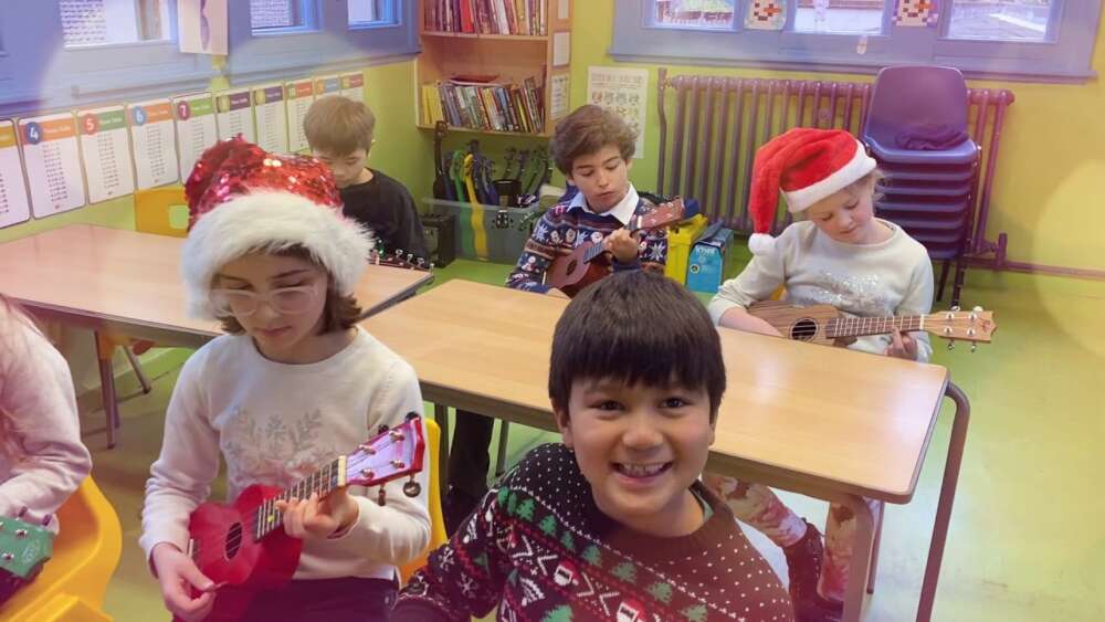 Year 4 Play Jingle Bells on the Ukulele